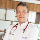 Д-р Александър Носиков