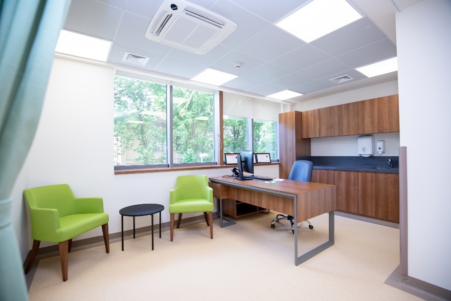 gallery woman over 40 - 2